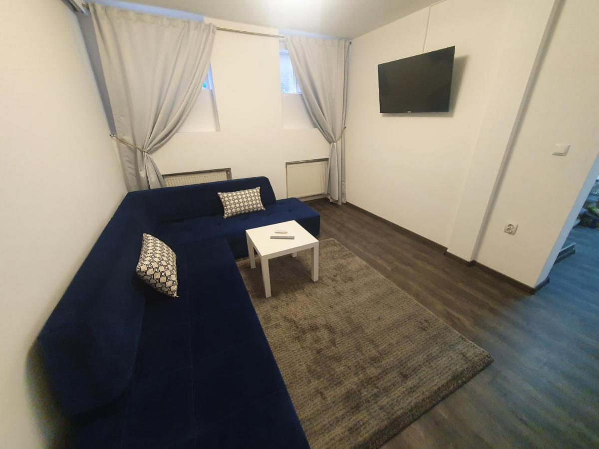 3 Rooms Cinema Garden Parking House Bucareste Exterior foto